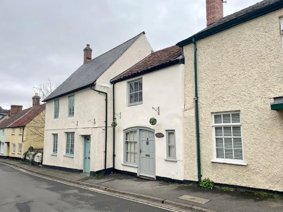 Carpenters Cottage Quirky Home Seaside Town Minehead Exteriör bild
